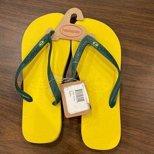 NWT - Havaianas Brasil Size 41-42 Men’s Size 9